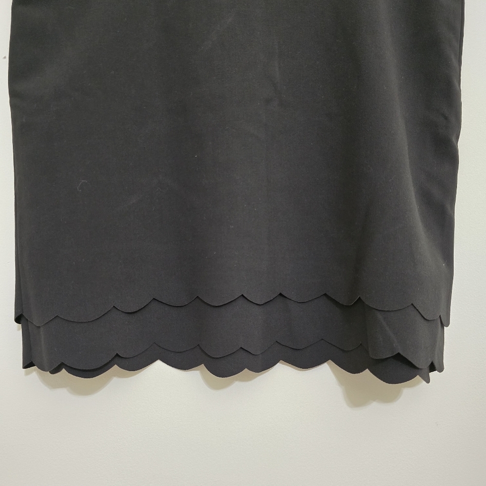 LOFT size 14 PETITE Pencil Straight‎ Skirt Tiered Scalloped Hem Career Black - Picture 2 of 9